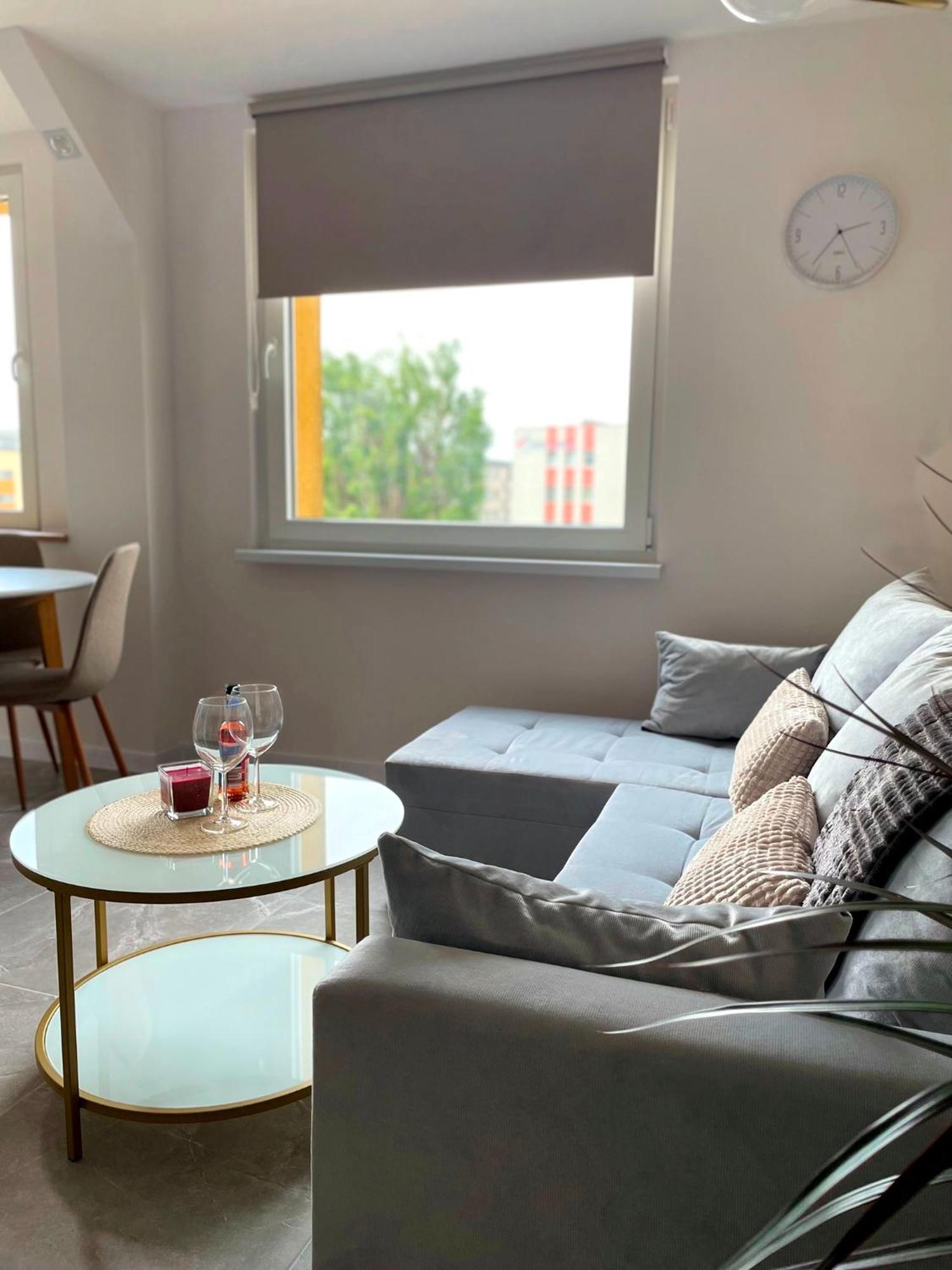 Apartament Konstytucji - Centrum 슈비노우이스쳬 외부 사진